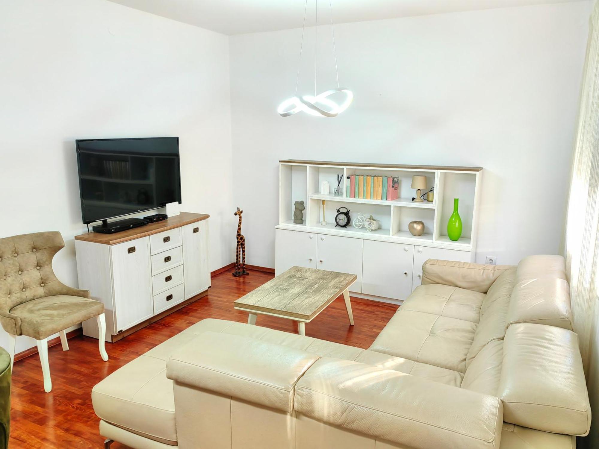 Luxury Apartment Podgorica Bilik gambar